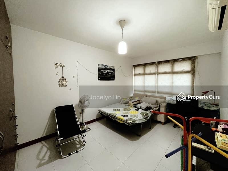 For Rent - 18D Holland Drive