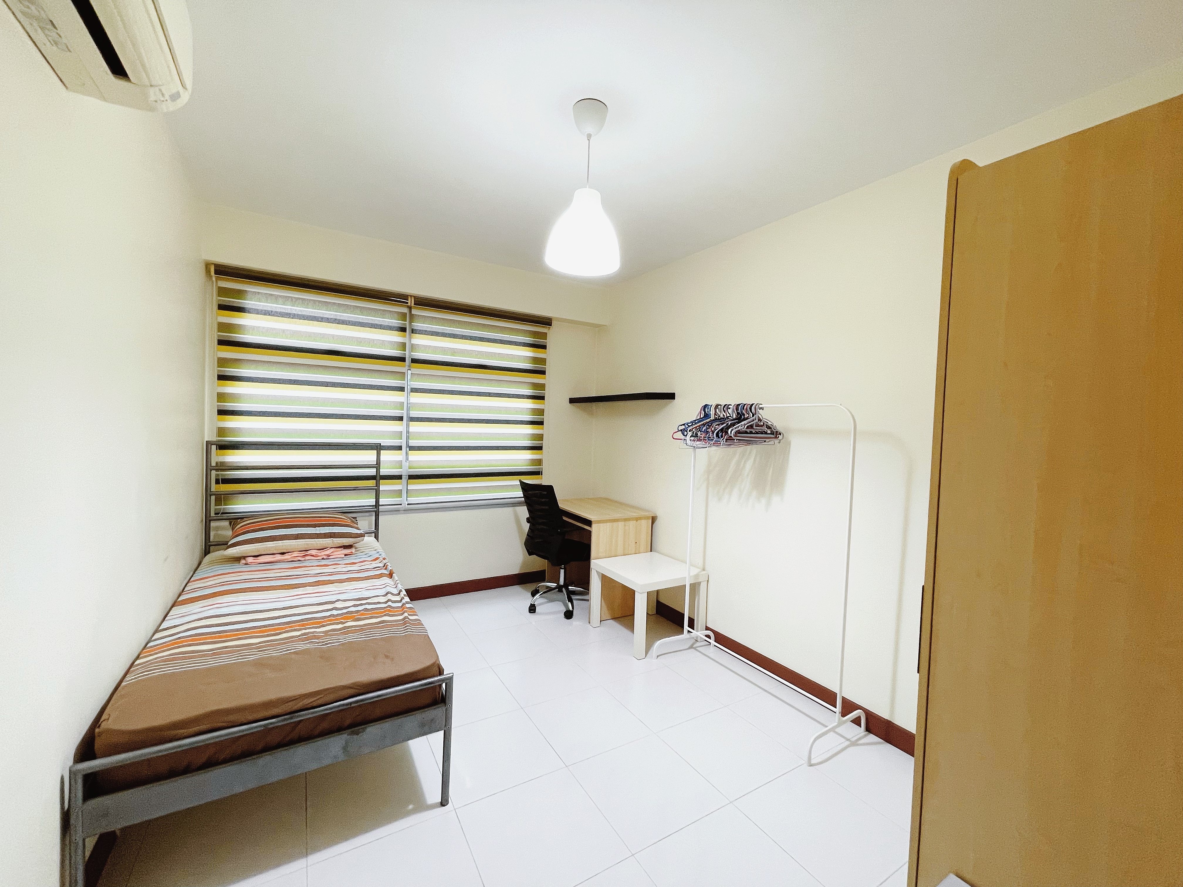 For Rent - 18D Holland Drive