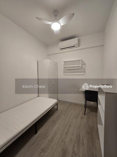 Room 6 - Without exterior windows