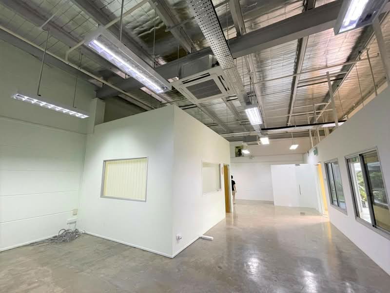 Mega@Woodlands, 39 Woodlands Close, 1,756 sqft, Light Industrial (B1) For Sale, by Joe Ng, 24306388 - CommercialGuru.com.sg