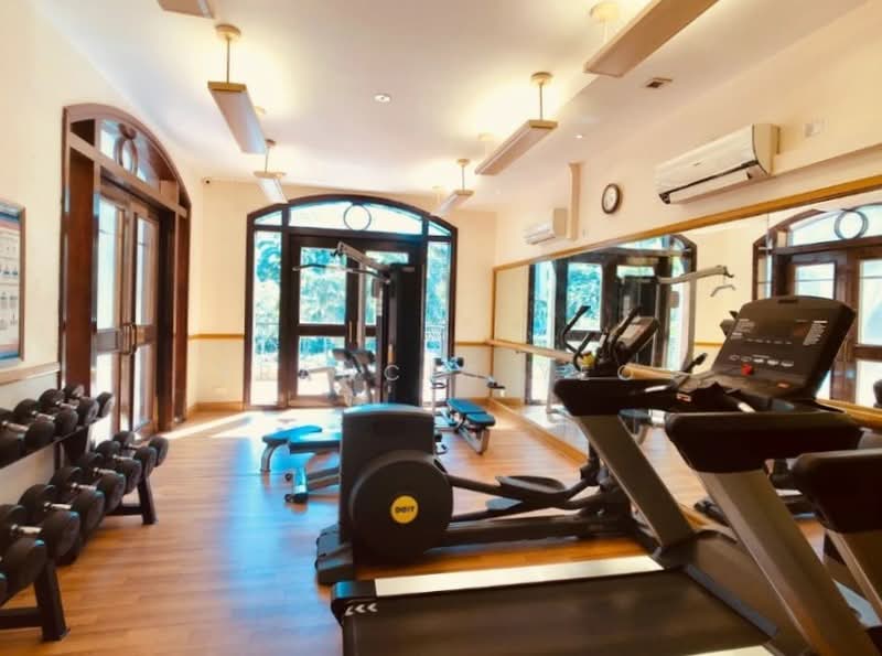 Parc Oasis, 41 Jurong East Avenue 1, 3 Bedrooms, 1,378 sqft, Condominium For Rent, by Frances Yeo, 24306672 - Gym - PropertyGuru.com.sg