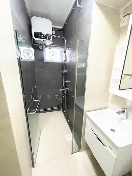 160 Bedok South Avenue 3, 160 Bedok South Avenue 3, 4 Bedrooms, 1,571 sqft, HDB Flat For Sale, by Timothy Tan, 24309149 - PropertyGuru.com.sg