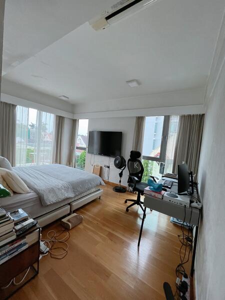Fernhill Residences, 39 Fernhill Road, 2 Bedrooms, 1,248 sqft, Apartment For Rent, by Chloe Kua, 24309337 - PropertyGuru.com.sg