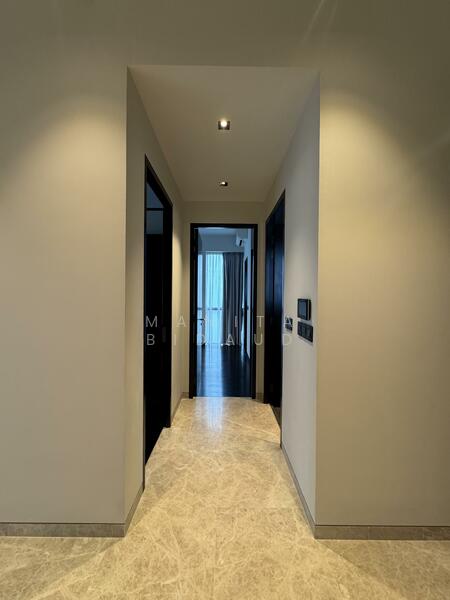 Coridor to bedrooms. 