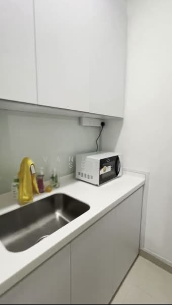 For Rent - 8 Farrer Suites