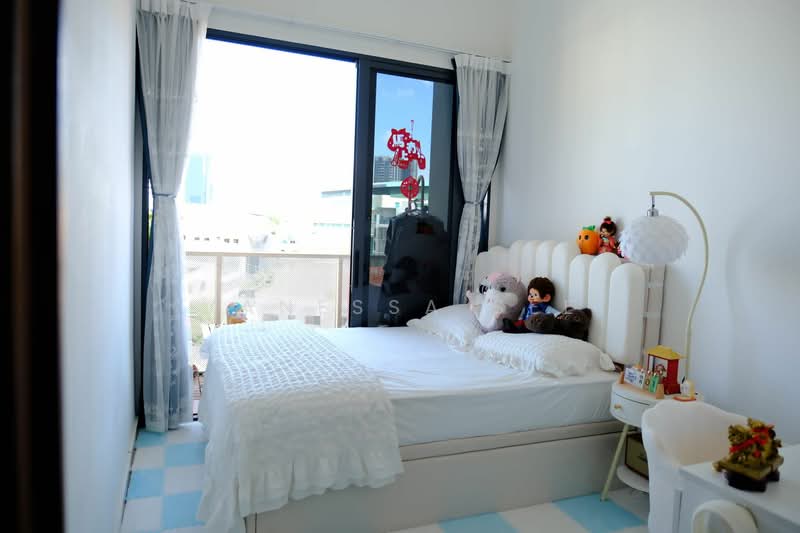 For Rent - 8 Farrer Suites