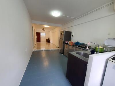 For Rent - 302 Jurong East Street 32