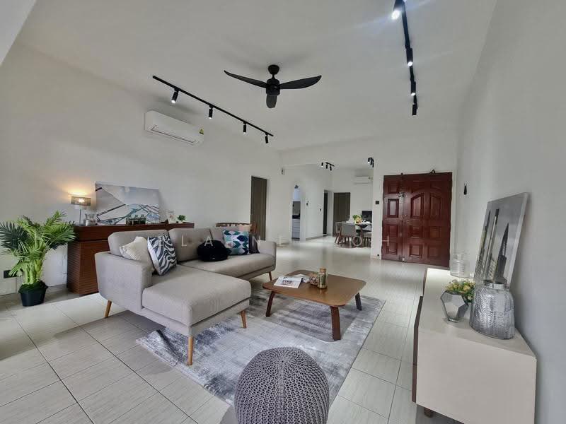 Spanish Village, 56 Farrer Road, Tanglin / Holland / Bukit Timah, 3 Bedrooms, 1,604 sqft, Condominium For Rent, by Elaine Goh, 24311948 - PropertyGuru.com.sg