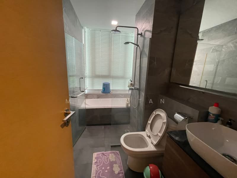 Rivergate, 93 Robertson Quay, 4 Bedrooms, 1,700 sqft, Condominium For Rent, by Melvin Tan, 24312026 - PropertyGuru.com.sg