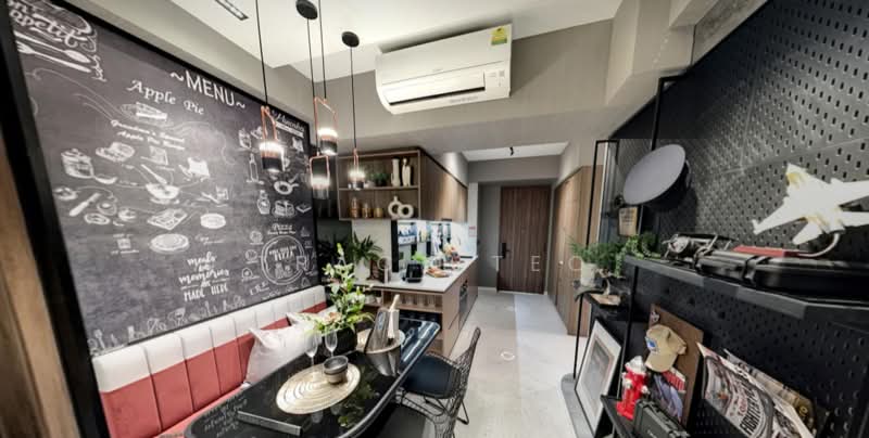 For Sale - Sceneca Residence