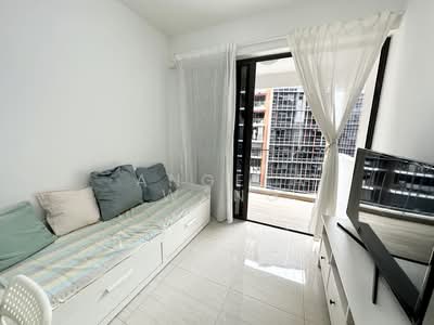 For Rent - Sims Urban Oasis