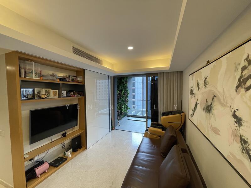 For Sale - Cairnhill Nine