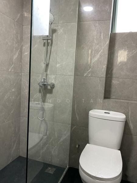 For Rent - West Bay Condo