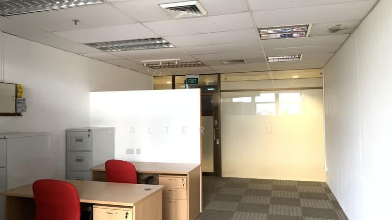 Peninsula Plaza, 111 North Bridge Road, 420 sqft, Office For Rent, by Walter Lau, 24315836 - Glass frontage - CommercialGuru.com.sg