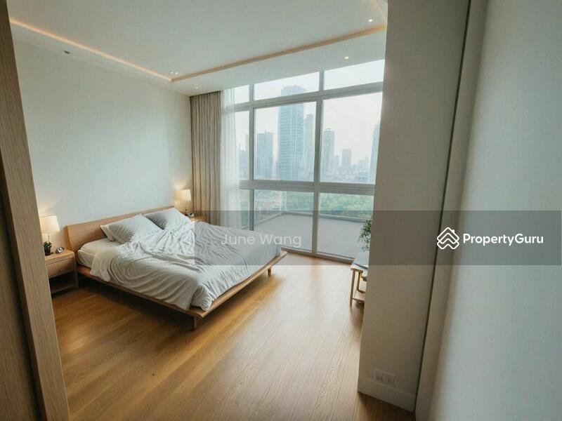 For Sale - Cairnhill Nine