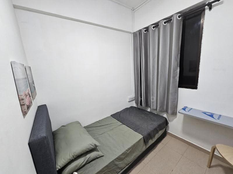 9 Telok Blangah Crescent, 9 Telok Blangah Crescent, Harbourfront / Telok Blangah, 1 Bedroom, 120 sqft, HDB Flat For Rent, by Kelvin Ho, 24319799 - room 202 - PropertyGuru.com.sg