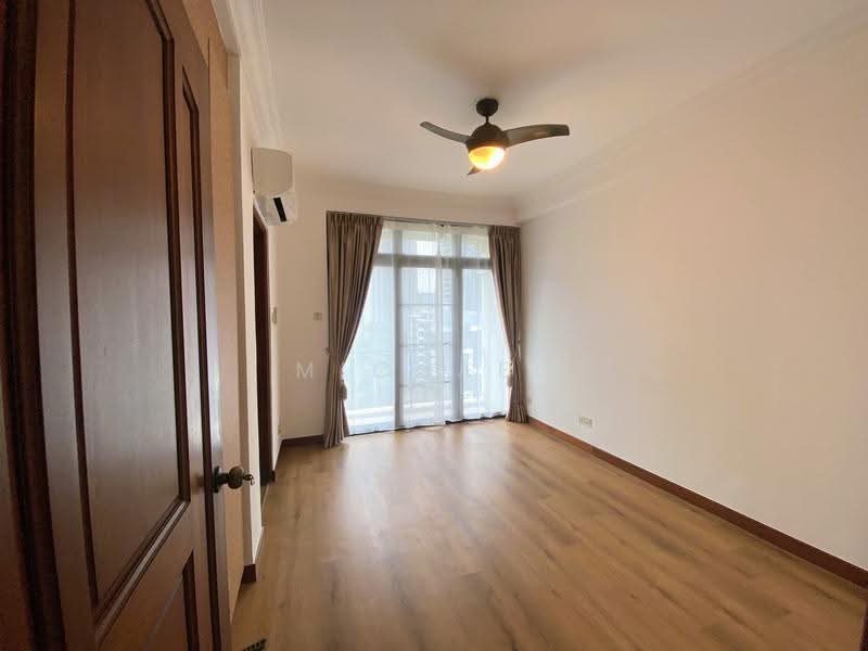 Spring Grove, 53 Grange Road, Tanglin / Holland / Bukit Timah, 3 Bedrooms, 1,389 sqft, Condominium For Rent, by Michael Ciola, 24321461 - Master bedroom - PropertyGuru.com.sg