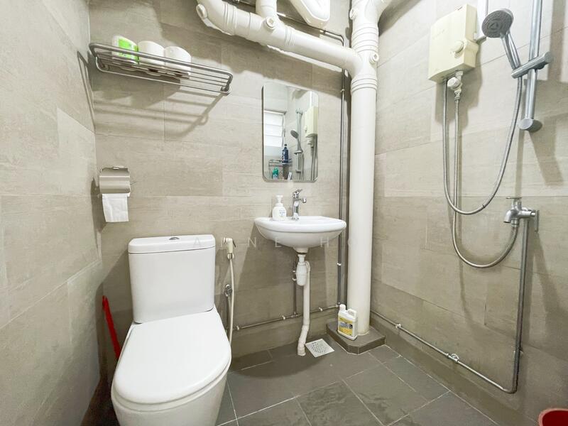 For Rent - 269B Queen Street