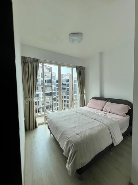 Master Bedroom with ensuite toilet, Queen size bed, mattress and pillow