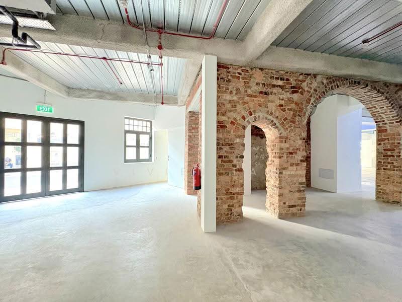 Newly Renovated Ground floor F&B, Keong Saik Road | Chinatown, Chinatown / Tanjong Pagar, 4,559 sqft, Food & Beverage For Rent, by Vivien Tan, 24323281 - Interior - CommercialGuru.com.sg