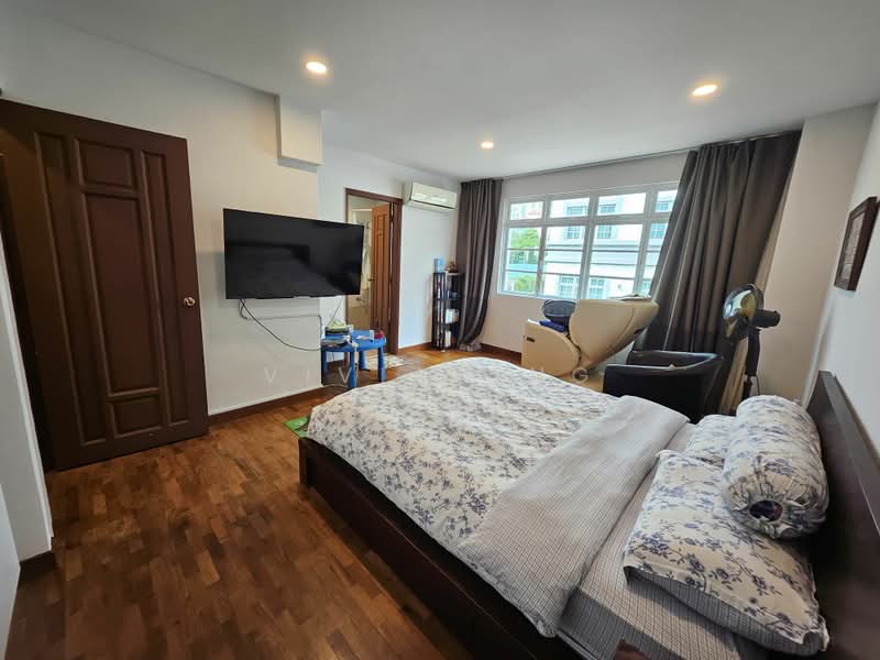 Landed Hemmant Road, Hemmant Road, 5 Bedrooms, 3,600 sqft, Terraced House For Rent, by Vivian Ng, 24324789 - PropertyGuru.com.sg