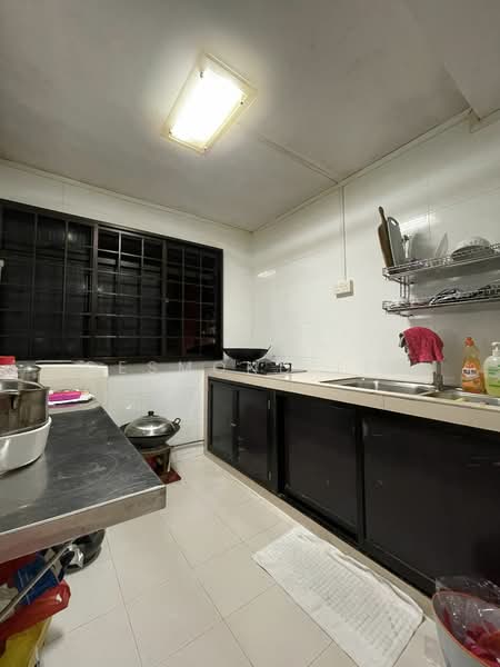 160 Mei Ling Street, 160 Mei Ling Street, Room Rental, 120 sqft, HDB Flat For Rent, by Desmond Lee, 24325030 - PropertyGuru.com.sg