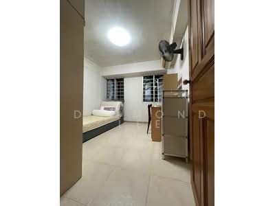 For Rent - 160 Mei Ling Street