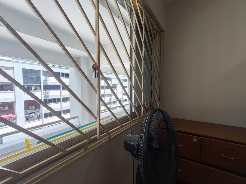 For Rent - 230 Simei Street 4