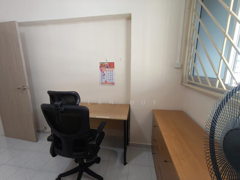 For Rent - 230 Simei Street 4