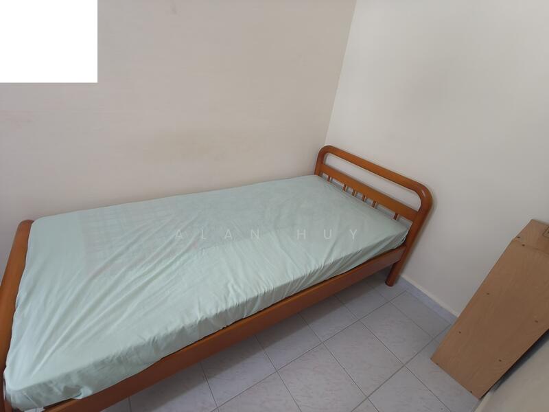 For Rent - 230 Simei Street 4