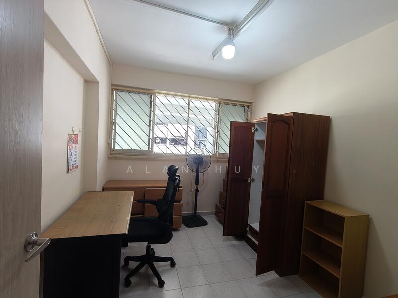 For Rent - 230 Simei Street 4