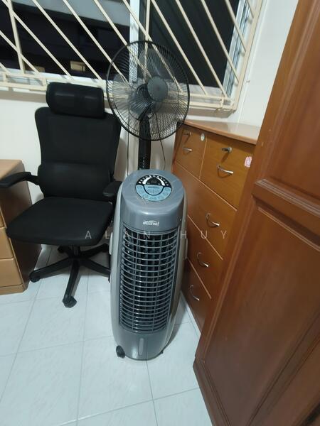 For Rent - 230 Simei Street 4