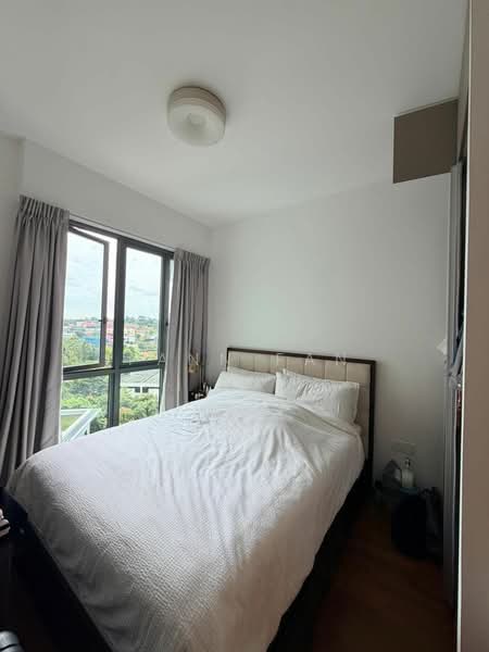 For Rent - Thomson Three