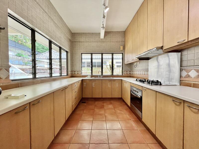 Prime D10 2.5-Storey Bungalow Detached House with Pool, Jalan Lim Tai See / Coronation Road, 6 Bedrooms, 10,600 sqft, Bungalow House For Rent, by Nate Lim, 24326071 - PropertyGuru.com.sg