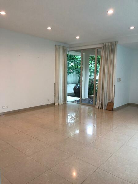 Tropical Bungalow with Pool, COTSWOLD CLOSE, 7 Bedrooms, 5,700 sqft, Bungalow House For Rent, by Sherlyn Koh, 24327040 - PropertyGuru.com.sg