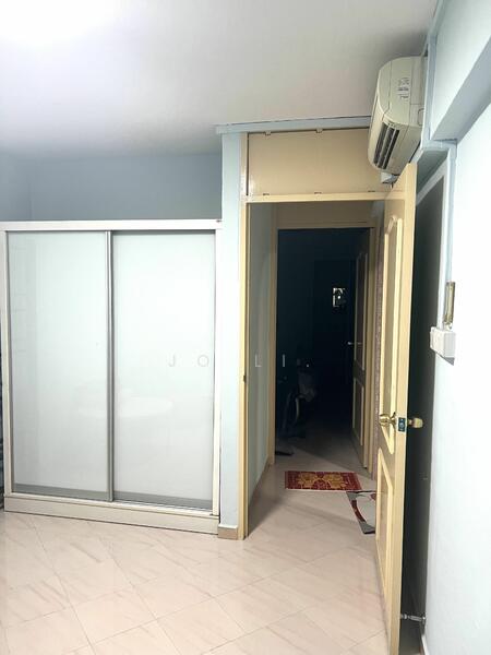 For Rent - 204 Serangoon Central