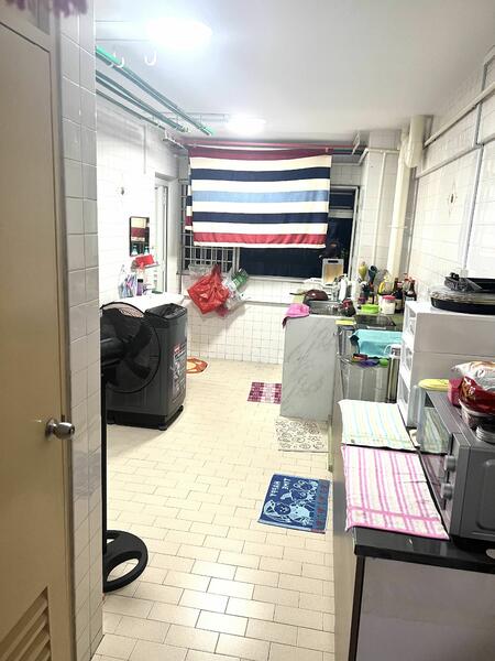 For Rent - 204 Serangoon Central