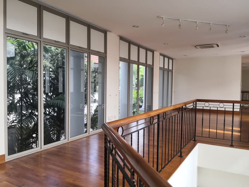 Villas Holland, 4 Bukit Sedap Road, 6 Bedrooms, 12,486 sqft, Detached House For Rent, by Debra Teng, 24327317 - PropertyGuru.com.sg