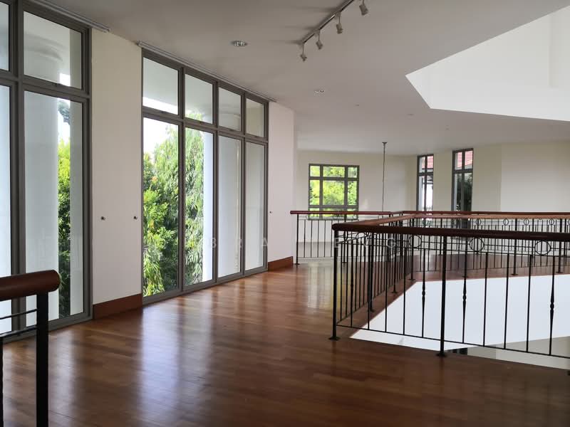 Villas Holland, 4 Bukit Sedap Road, 6 Bedrooms, 12,486 sqft, Detached House For Rent, by Debra Teng, 24327317 - PropertyGuru.com.sg