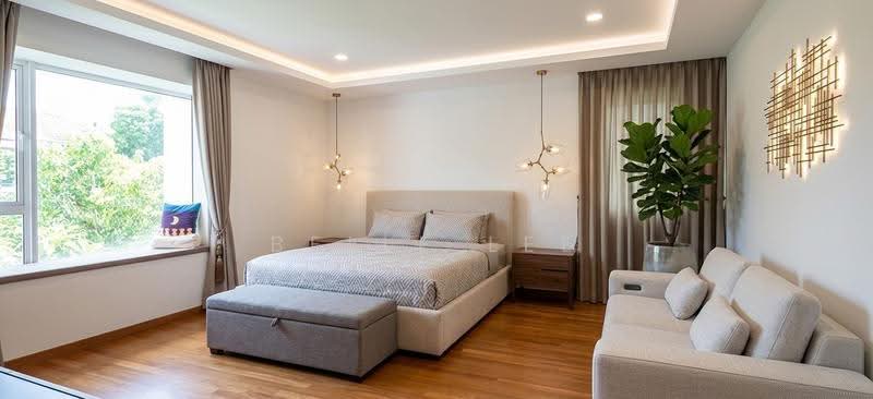 Bartley Rise Delightfully Renovated 6 bedrooms Detached House Near MRT Close To Schools, Jalan Labu Manis, Hougang / Punggol / Sengkang, 6 Bedrooms, 5,111 sqft, Detached House For Rent, by Belle Lee, 24327443 - Bedroom - PropertyGuru.com.sg