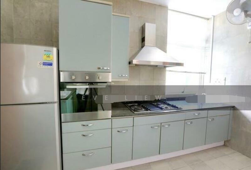 University Park, University Walk, 5 Bedrooms, 3,700 sqft, Semi-Detached House For Rent, by Eve Liew, 24327646 - PropertyGuru.com.sg