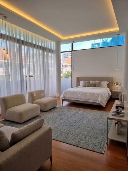 Bartley Rise Estate, Jalan labu manis, Hougang / Punggol / Sengkang, 6 Bedrooms, 5,111 sqft, Detached House For Rent, by Serene Mak, 24327695 - Bedroom - PropertyGuru.com.sg