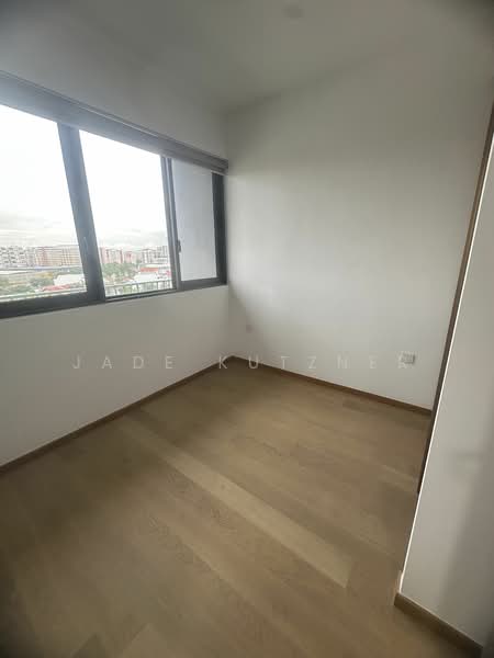 The Florence Residences Condominium For Sale at S$ 1,220,000 | PropertyGuru Singapore