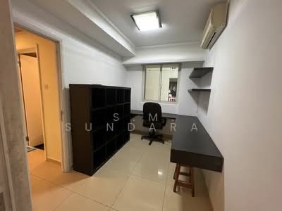 For Rent - The Esparis