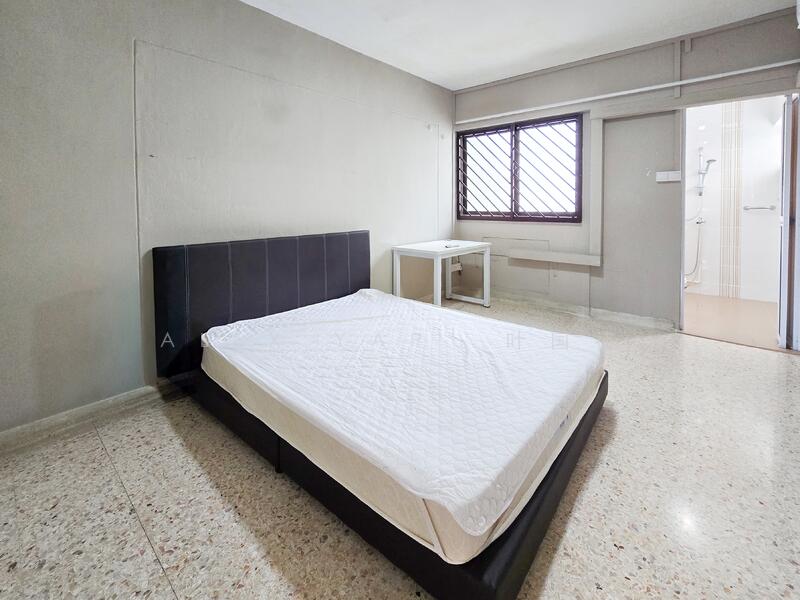 141 Tampines Street 12, 141 Tampines Street 12, 3 Bedrooms, 1,109 sqft, HDB Flat For Rent, by Alex Yap  叶国祯, 24330263 - Master Bedroom  - PropertyGuru.com.sg