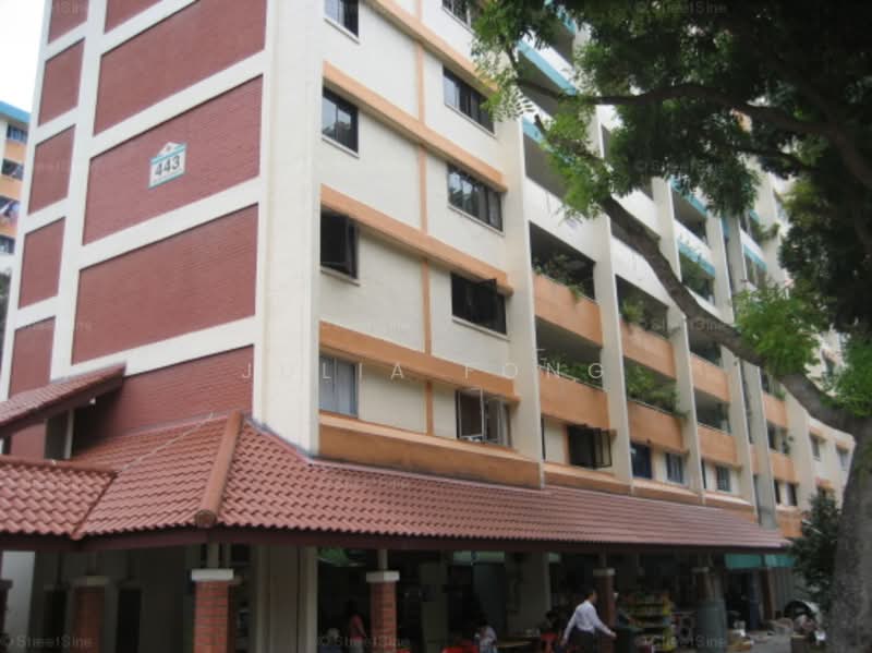 Blk 443 Clementi Avenue 3, Clementi Ave 3, 700 sqft, Shop / Shophouse For Rent, by Julia Fong, 24330279 - CommercialGuru.com.sg