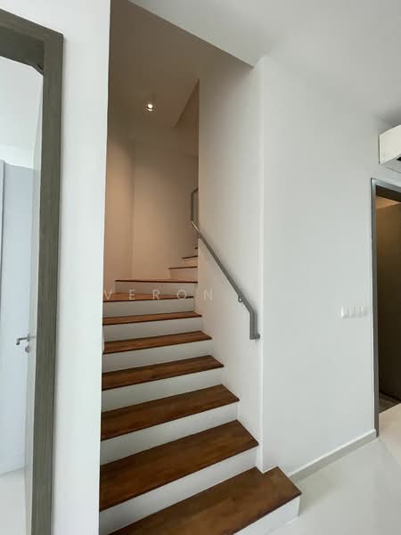 Sycamore Tree, 2 Fowlie Road, 3 Bedrooms, 850 sqft, Apartment For Rent, by Veron Ng, 24331039 - PropertyGuru.com.sg