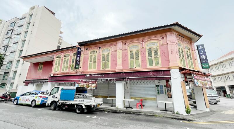 Geylang Conservation Corner Shophouse with Rare KTV Approved License
