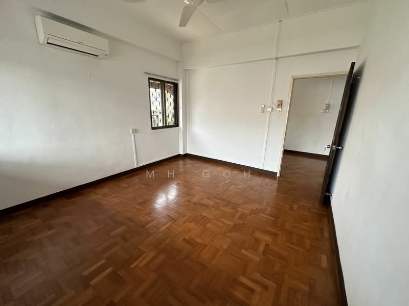 Chun Tin Road, , 3 Bedrooms, 3,000 sqft, Semi-Detached House For Rent, by MH Goh, 24331073 - PropertyGuru.com.sg