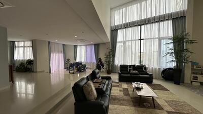 For Sale - The Vantage